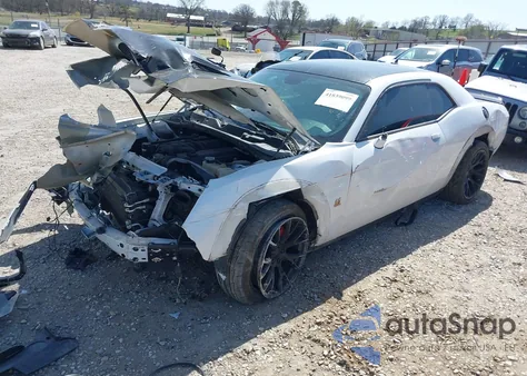 2019 Dodge Challenger R/T Scat Pack z USA, uszkodzony, nr VIN 2C3CDZFJ3KH724029